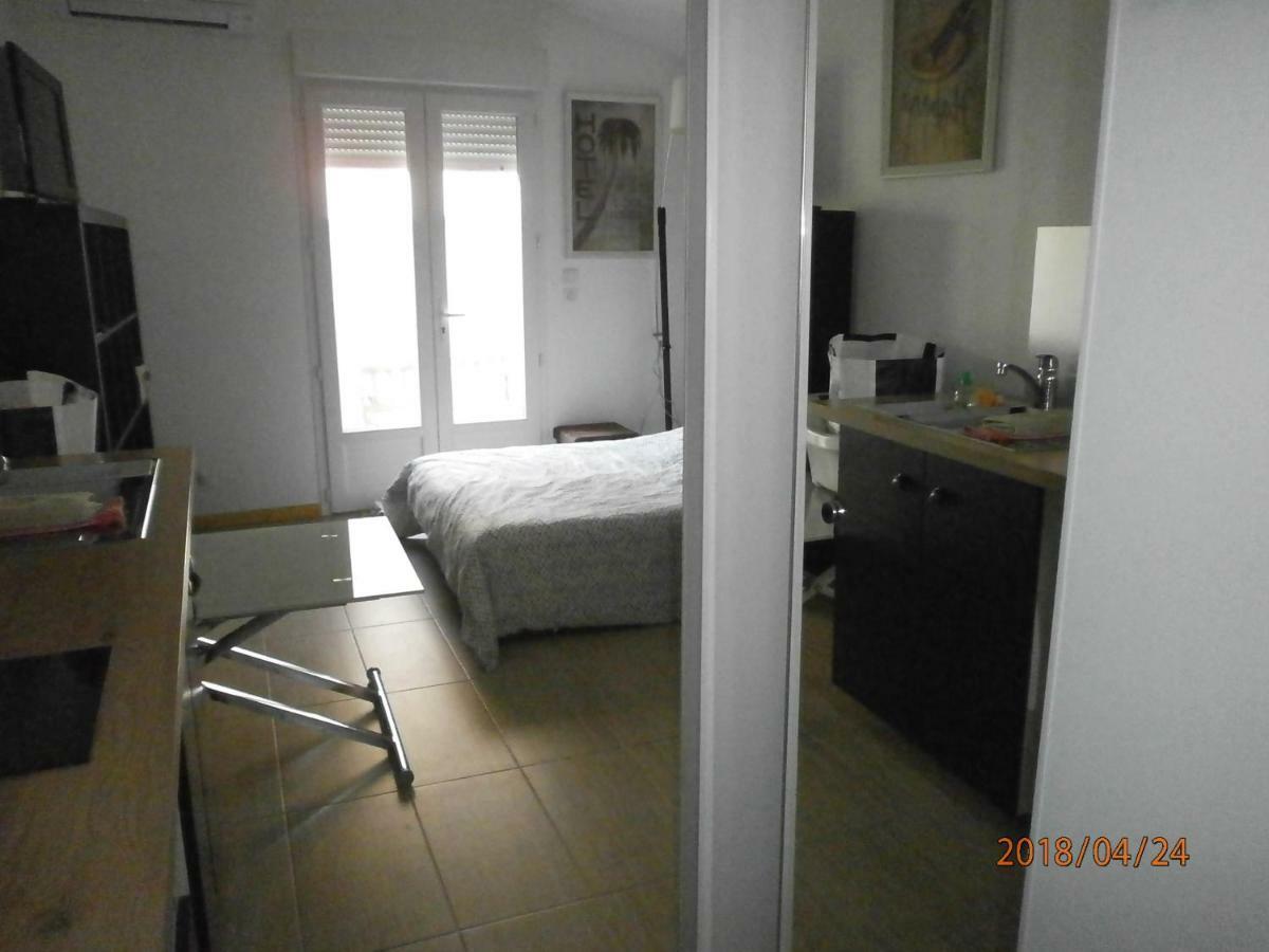 Studio équipé avec jardin+parking à la plage... La Ciotat Extérieur photo